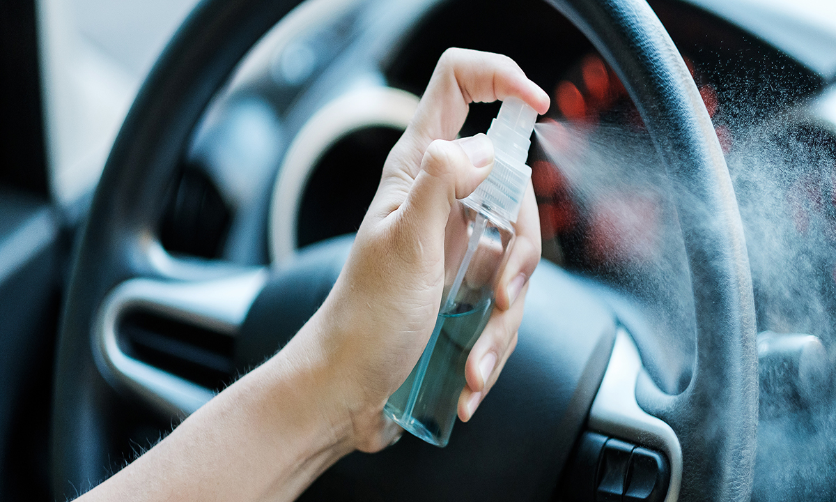 車のエアコン臭 カビ臭を消す おすすめ２選 サクッと読めるくるまmagazine