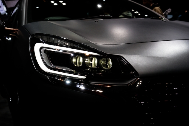 フロントガラスの汚れを徹底除去 内側の掃除にはこれを使う サクッと読めるくるまmagazine