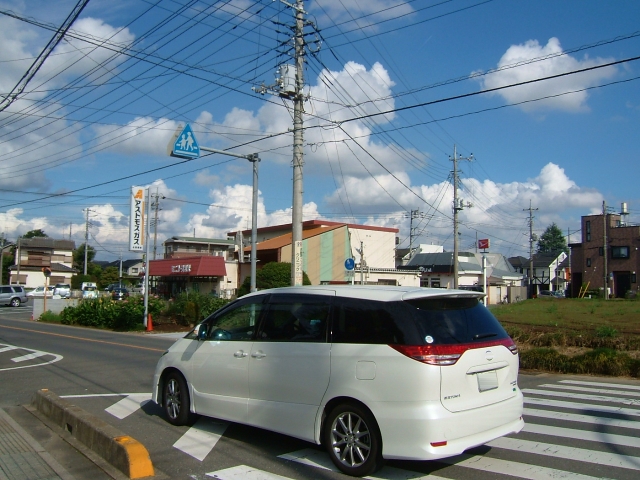 トヨタのミニバンの代名詞エスティマの魅力を紹介 中古で買うのがお買い得 サクッと読めるくるまmagazine