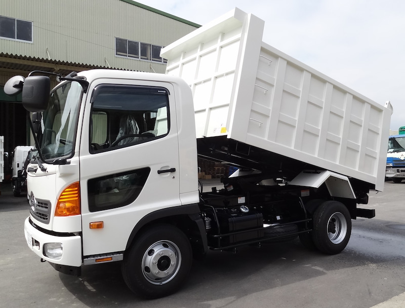 大きいだけじゃない 大型トラックとダンプ車は何が違うのかを徹底紹介 サクッと読めるくるまmagazine